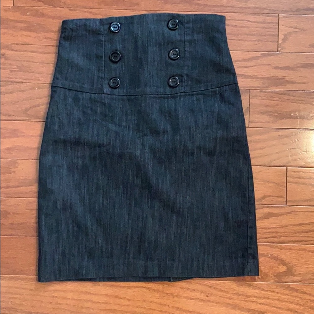 Pencil skirt